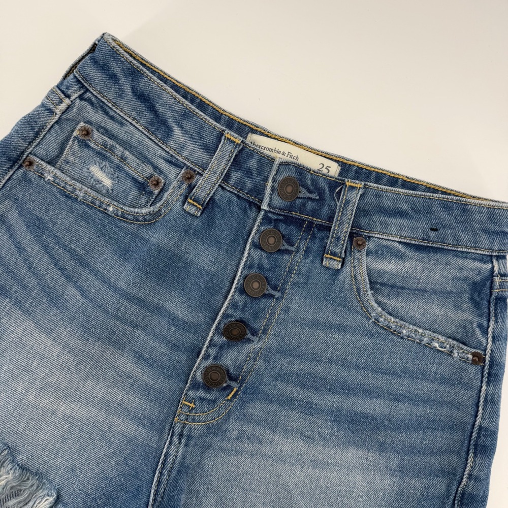 Abercrombie‎ & Fitch Shorts Women 25 Medium Wash High Rise Curve Love Button Fly